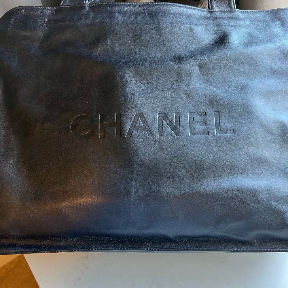 💯 Chanel Lambskin tote
